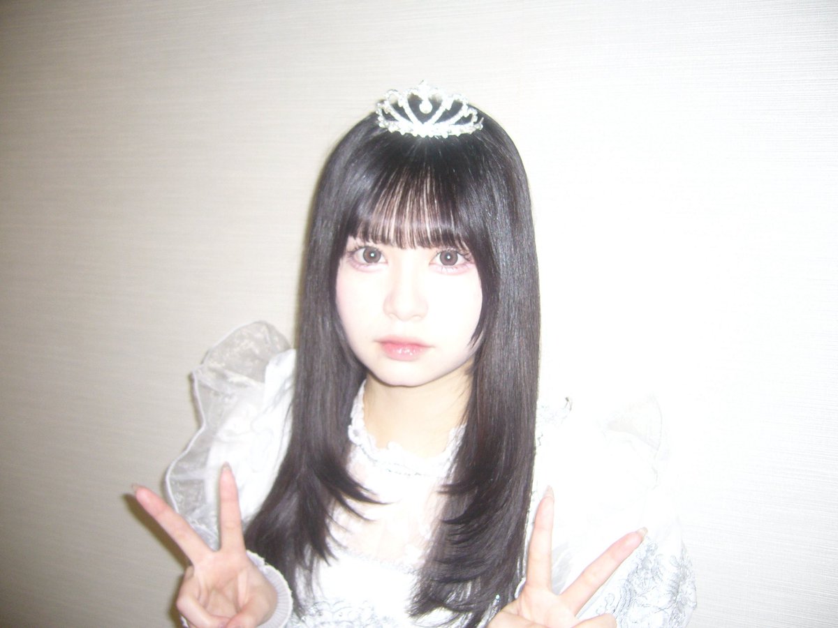 Feeloop in ROCKTOWN
ありがとうございました！
平日の夜、集まってくれてありがとうね
あしたは心斎橋CLAPPERでバレンタインイベです、はやい時間だから一緒に頑張ろうね💌
久々にデジカメ使ったよ