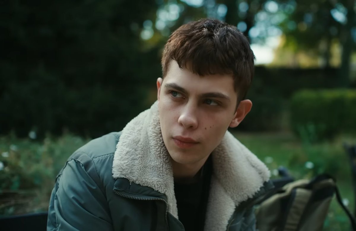 luvechoes's tweet image. This is the first time Lovro has held eye contact with Ivan oh the guy is MADDDDD #sramhr