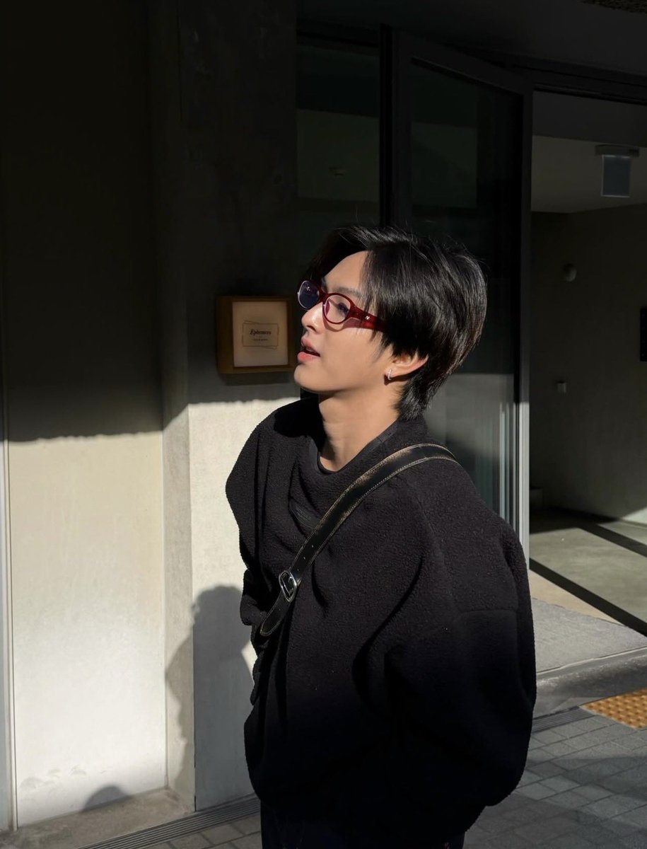 มึง ภีมเป้อนี่แน่นอนจริงๆนะ กุยอมเลย 
- ก่อนสิ้นปีภีมไปบ้านเป้อ ไปวัดทำบุญให้อาหารปลาด้วยกัน
- สิ้นปีภีมไปเกาหลีแล้วบินกลับมาเที่ยวกับบ้านเป้อที่หัวหินต่อ
- ไปเกาหลีเพื่อนๆไปเที่ยวกันเป็นกลุ่มๆก้อนๆ แต่ภีมเป้อเลือกไปด้วยกันกับแคนนี่ 
- กลับจากเกาหลีเพื่อนๆพี่ๆไปดูคอนพิกซี่ด้วยกัน