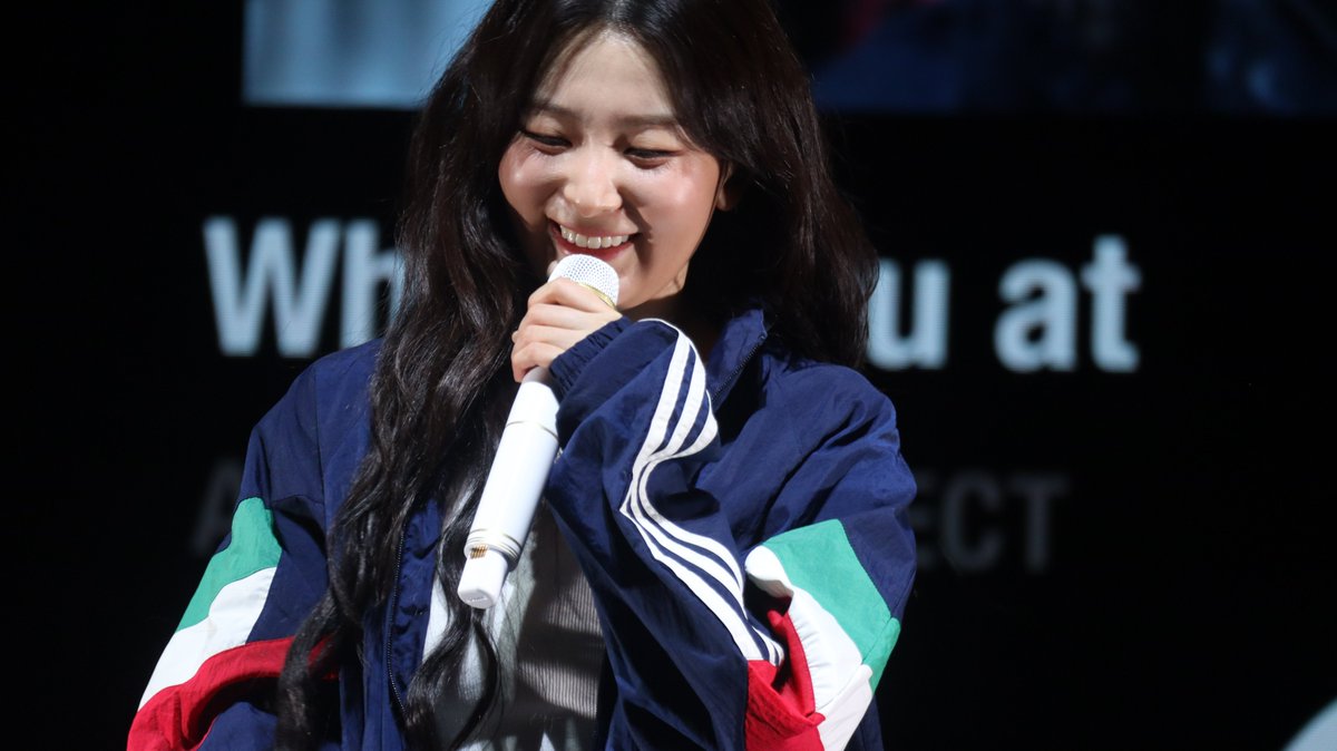 Frances_foto's tweet photo. 슬기 언니의 미소가 좋아요~
🎉 생일 축하해 🎂
ALWAYS WITH SEULGI!

#우린_슬기의_사랑을_믿어
#BetterDayzWithSeulgi
#슬기 #SEULGI
#Redvelvet #레드벨벳 https://t.co/wDctElmaTN