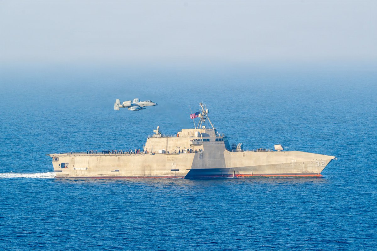 USNavy's tweet image. Brrrrt. 🎯✈️

A U.S. Air Force A-10 Thunderbolt II provides close air support to Independence-variant littoral combat ship USS Santa Barbara (LCS 32) during a training exercise in the Arabian Gulf.

Santa Barbara is deployed to the U.S. 5th Fleet area of operations in support of…