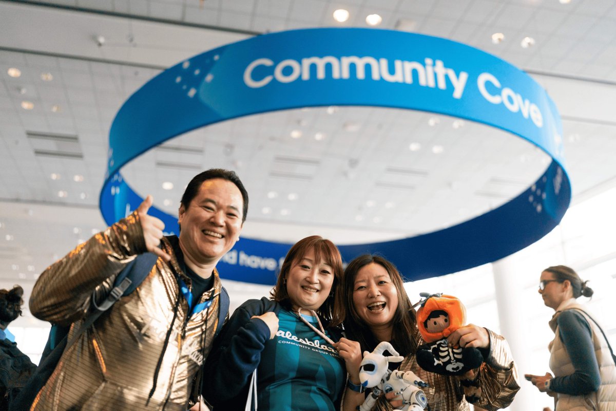 trailhead's tweet photo. Who's your Trailblazer hero? 🦸

You have less than two weeks left to recognize the people who have made a difference in your journey.

Submit your Salesforce MVP nominations (for them or yourself!) by Feb 20: https://t.co/J92g9cfMFx https://t.co/Lx96rxk7ZM