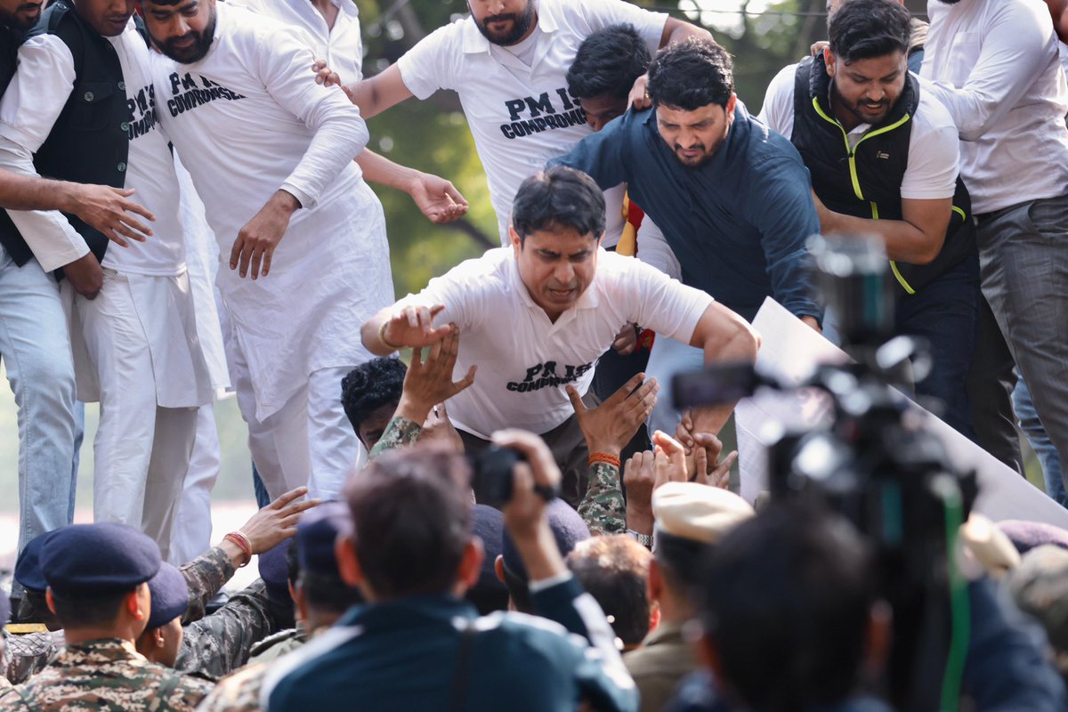 Indian Youth Congress tweet media