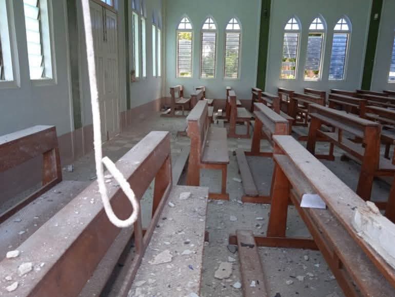 FriarJ's tweet image. Armed Islamist T3rrorists have attacked St. John’s Catholic Church during a night vigil and kidnapped nine worshippers in Benue State .

Igbere TV reports

#Catholic #CatholicTwitter #CatholicX