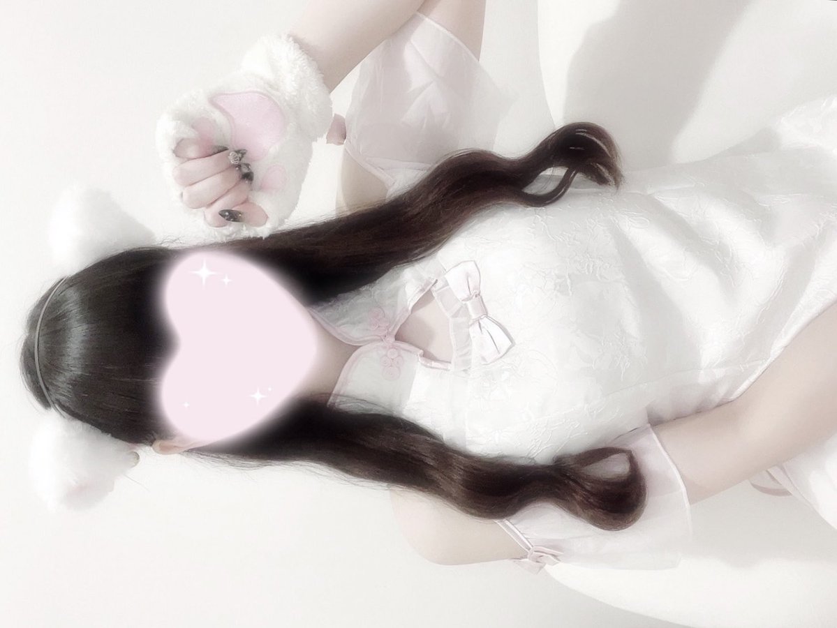 노ㅍㅌ 자꾸 가짜라고 하는 사람 잇어서 뉴나가 이따가 ㅂㅈ 까고 인증할게 볼사람 댓
남겨 🧣