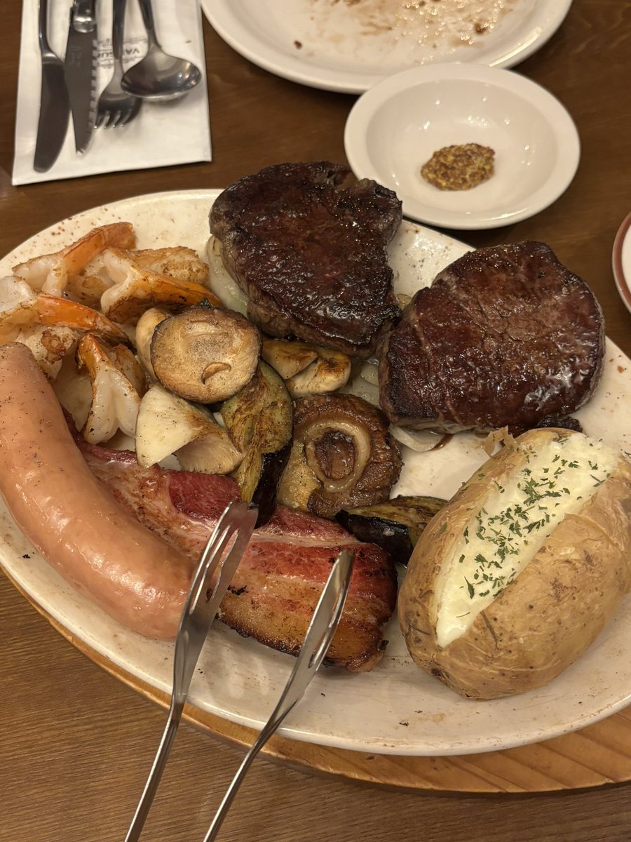 idttixky's tweet photo. 너무 맛난 식사를 하다 🤤 https://t.co/n183dMXiTg
