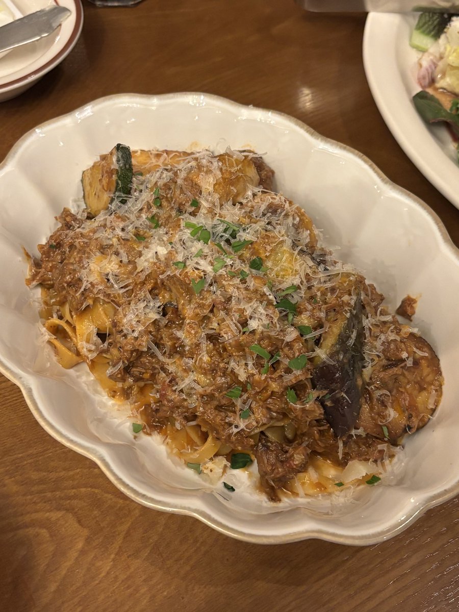 idttixky's tweet photo. 너무 맛난 식사를 하다 🤤 https://t.co/n183dMXiTg