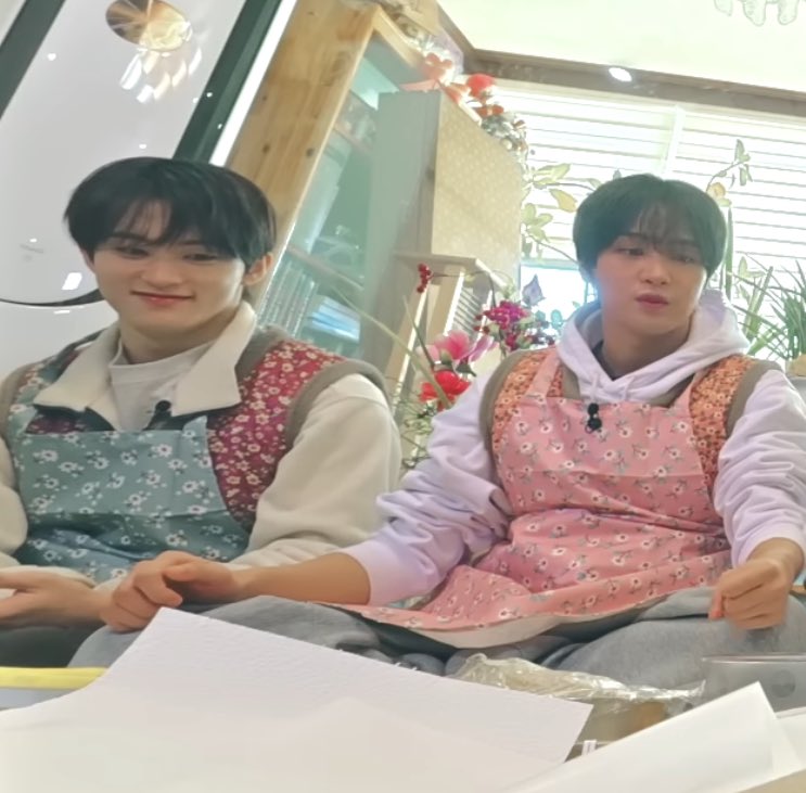 สถานะ : อ้วงกลม
ความดุร้าย : 0
พลังความหิว : 100%
เพิ่มเติม : เป้นมิตร