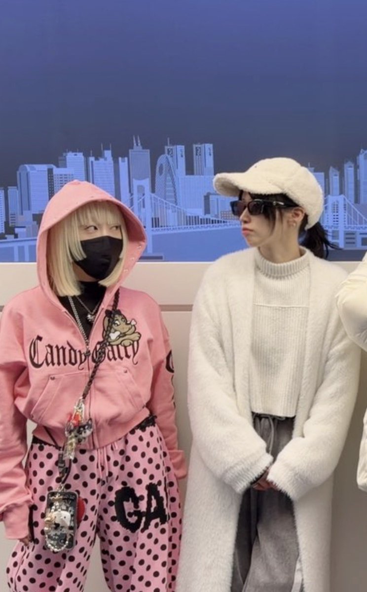 Ash アッシュ (@ashisquiteshort) / Posts / X