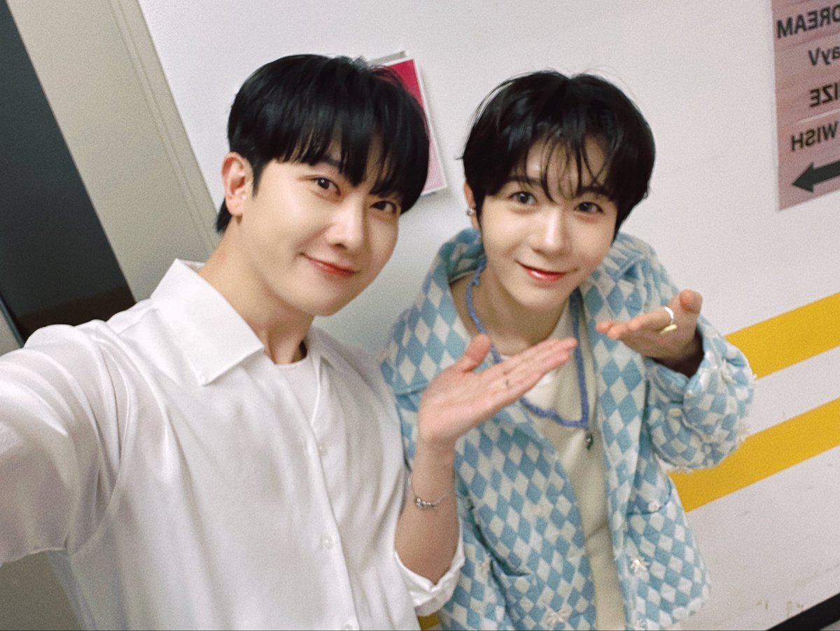 zhoumi_419's tweet image. 조미료ㅋㅋㅋ

#조미 #료
#SuperJuniorM
#NCTWISH