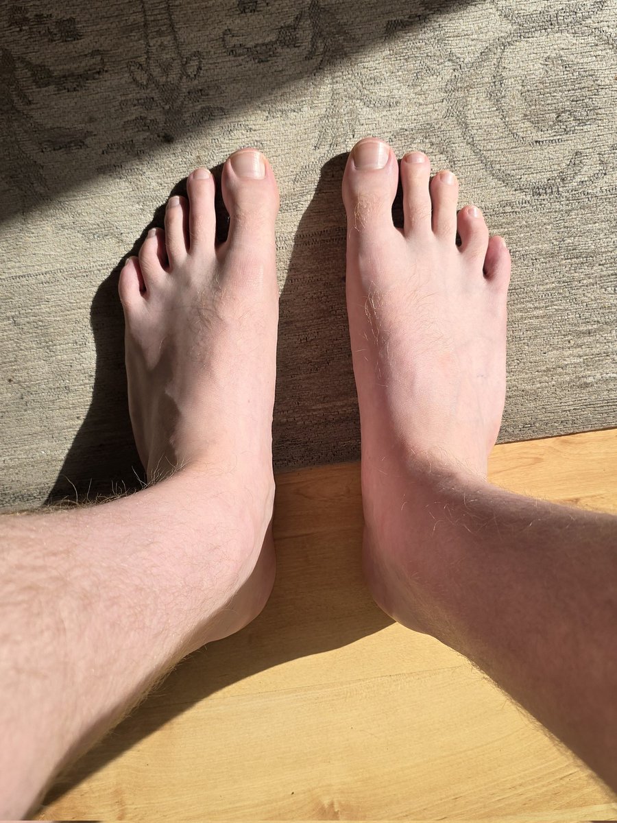 Tops in the sun, what more could you want? 😏