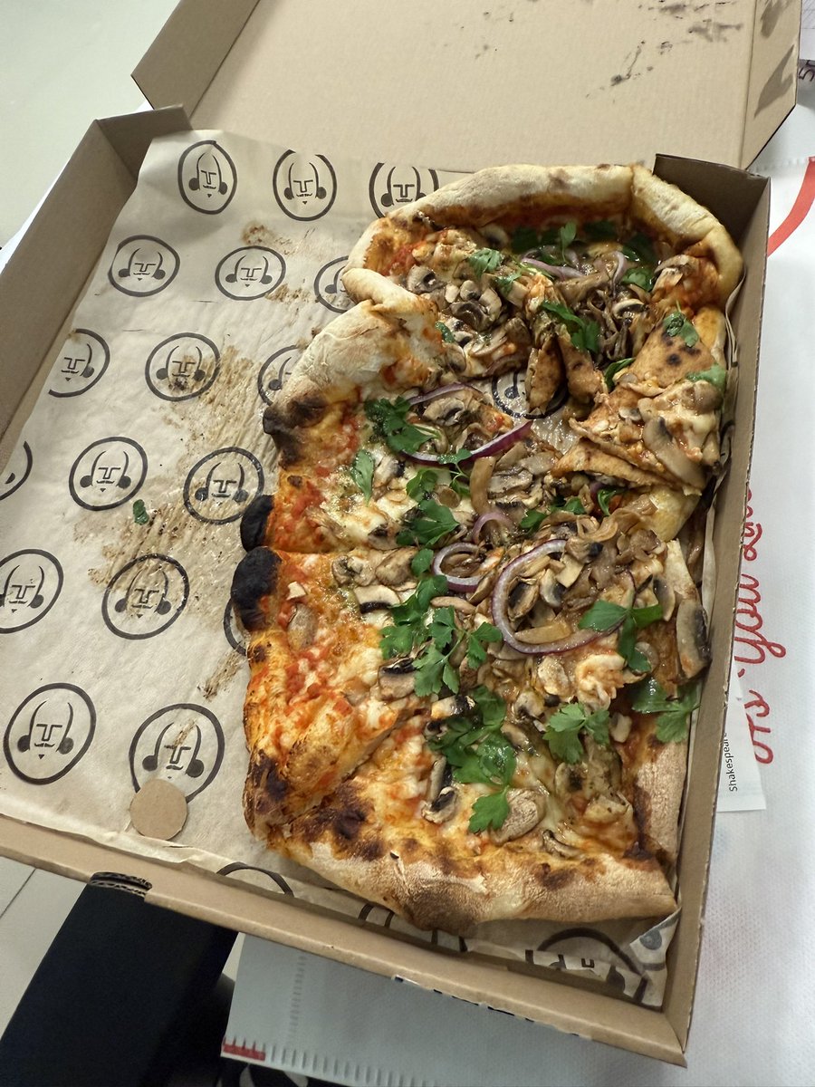 Şu şekil kenarda yığılı. Hatta biraz düzelttim 

İşinize saygınız olsun