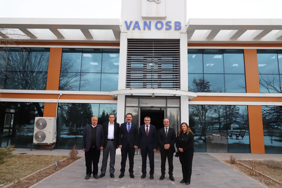 Yönetim Kurulu Başkanımız Nayif Süer, Yönetim Kurulu Üyelerimizle birlikte; Van Organize Sanayi Bölge Müdürlüğü (Van OSB) Yönetim Kurulu Başkanlığı görevine yeniden seçilerek güven tazeleyen Sn. Memet Aslan ve Yönetim Kurulu’na hayırlı olsun ziyaretinde bulunarak başarılar