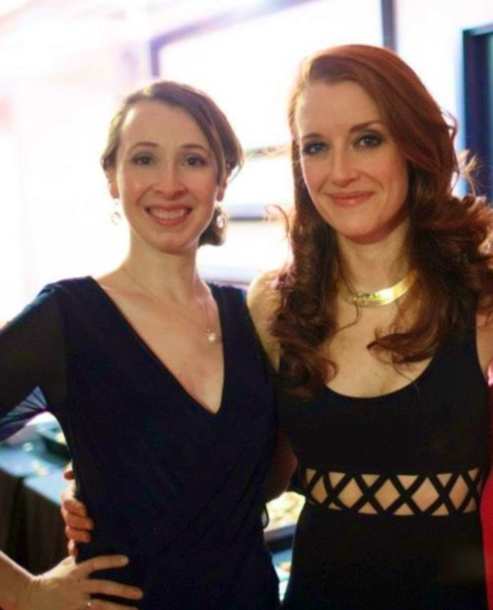 TeamFloMo's tweet image. #TeamTuesday love for our @loretta_walsh &amp;amp; @JoNewmarch who’ve cherished #FloMo just as much and more than the fans from the get-go! 🖤🖤👩🏻🩵🩷👩🏻‍🦰 You ladies are the absolute best. 

#WCTH #Hearties #TeamFloMo #WhenCallsTheHeart #OGs #LorettaWalsh #JohannahNewmarch @hallmarkchannel