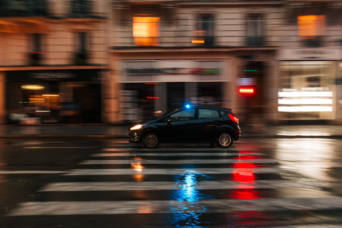 Image de Préfecture de Police - Dans la nuit de dimanche à lundi, à #Nanterre, les policiers de la BAC constatent que le conducteur 