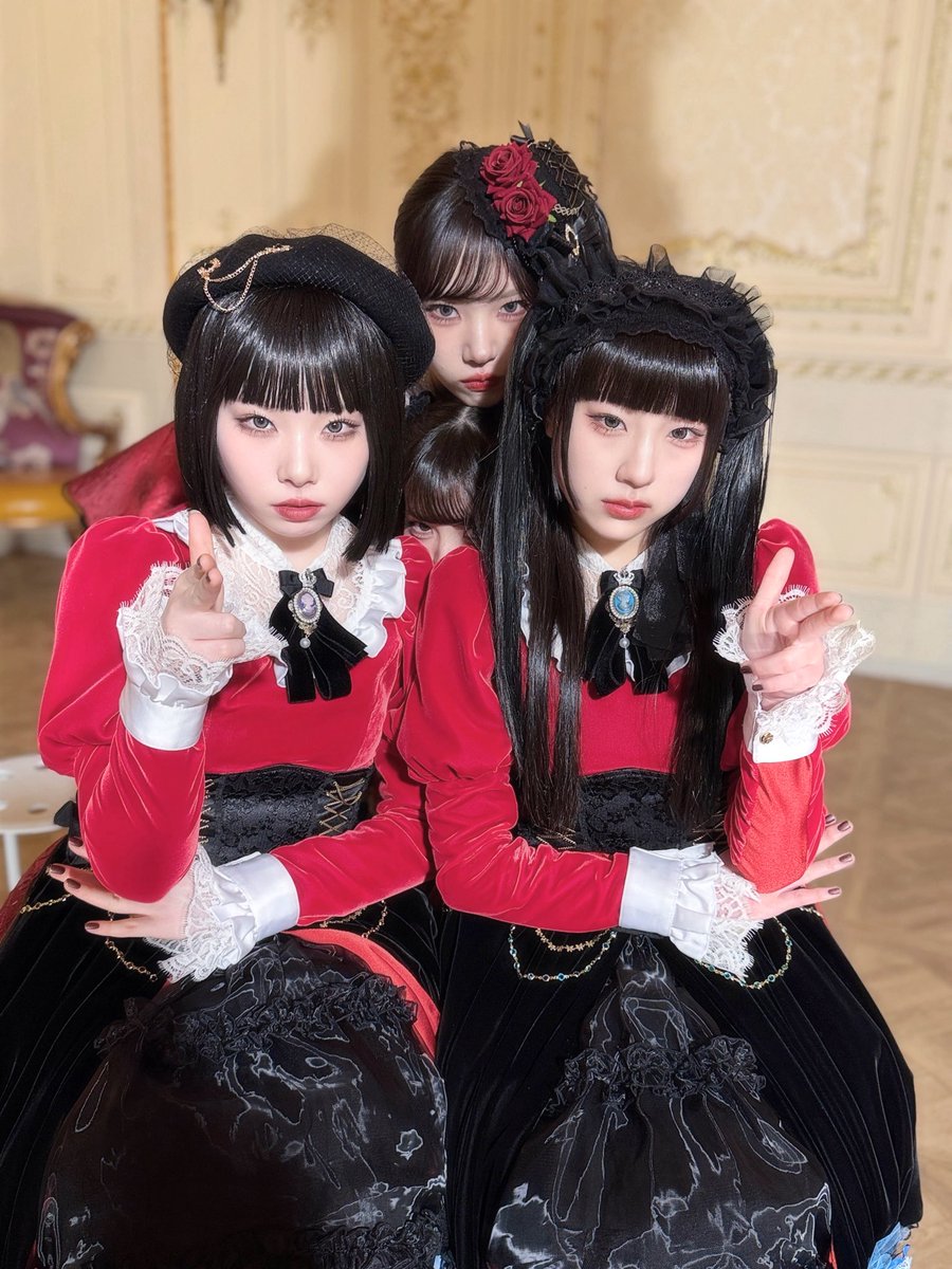 Post by 凛花(ファントムシータ) on X: なんかいる