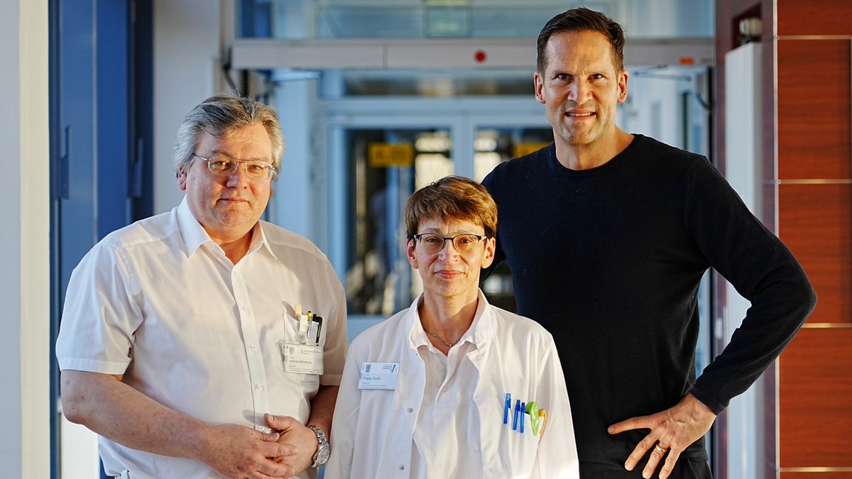 🏥✨ Das Hautkrebszentrum Dessau-Anhalt  wurde erneut von der Deutschen Krebsgesellschaft zertifiziert. Seit 15  Jahren steht es für höchste Qualität in Prävention, Diagnostik, Therapie  &amp; Nachsorge. 💙 #Hautkrebs  #Dessau #Gesundheit