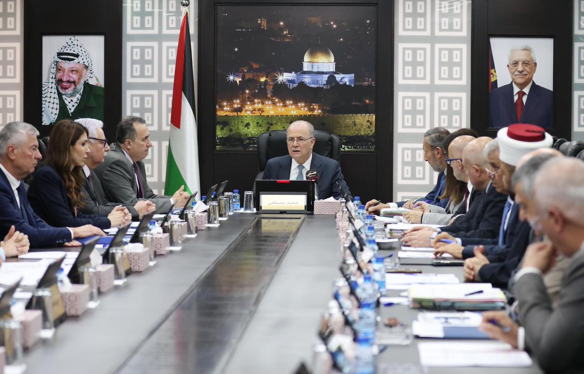 Cabinet directs all institutions not to engage with Israeli measures and to adhere to Palestinian law.
pmo.pna.ps/en/Article/6048