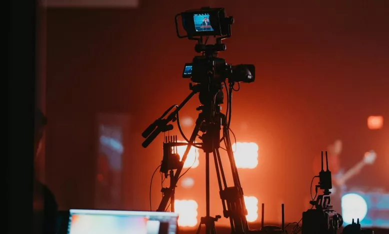 Revista RUBIK tweet media