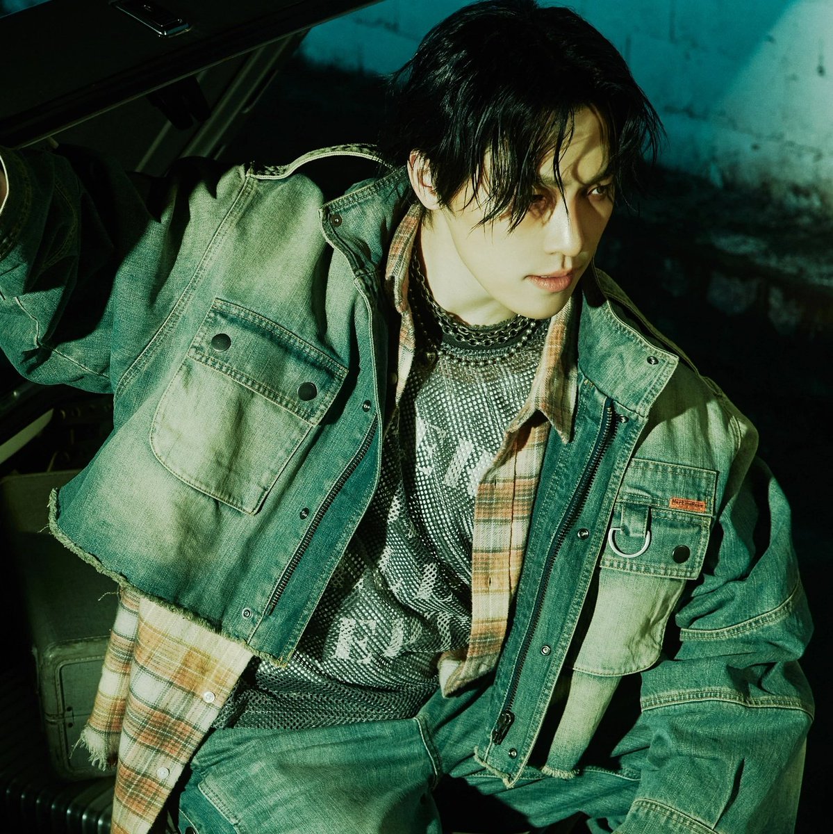 TheePopCore's tweet image. Happy 27th birthday to the extremely talented, energetic king, dance genius, handsome, attractive, gifted all-rounder, born performer, ace, stage-eater, kind, sweet, humble, and angel maknae Dino of SEVENTEEN.