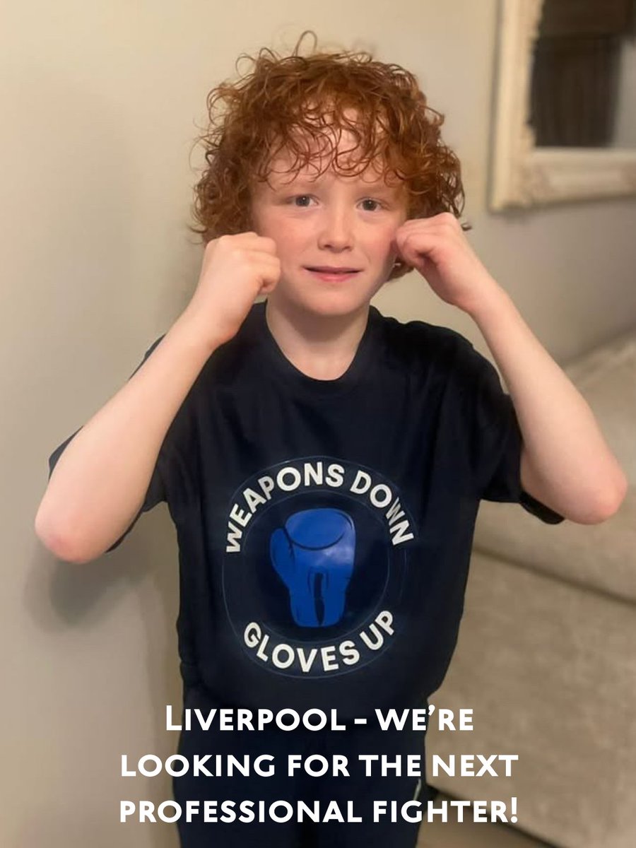 Weapons Down Gloves Up ⚪️ tweet media