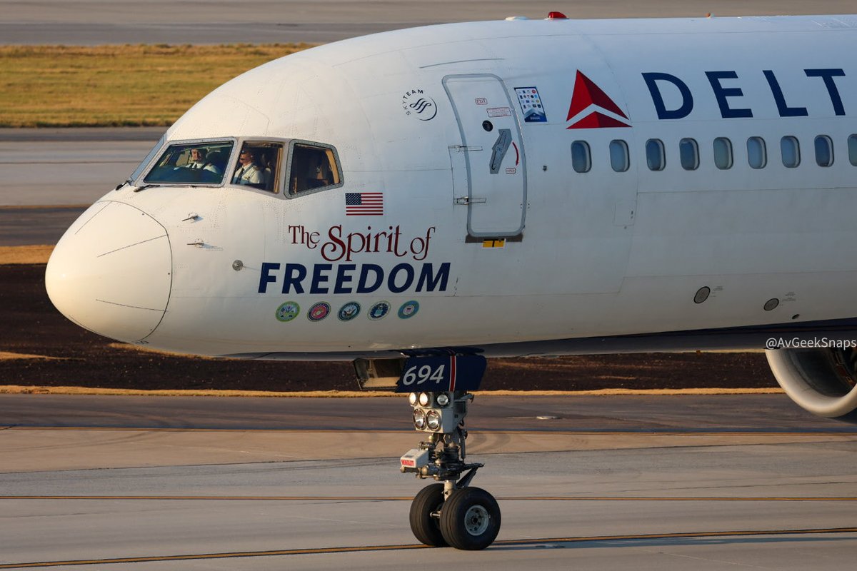 Avgeeksnaps tweet media