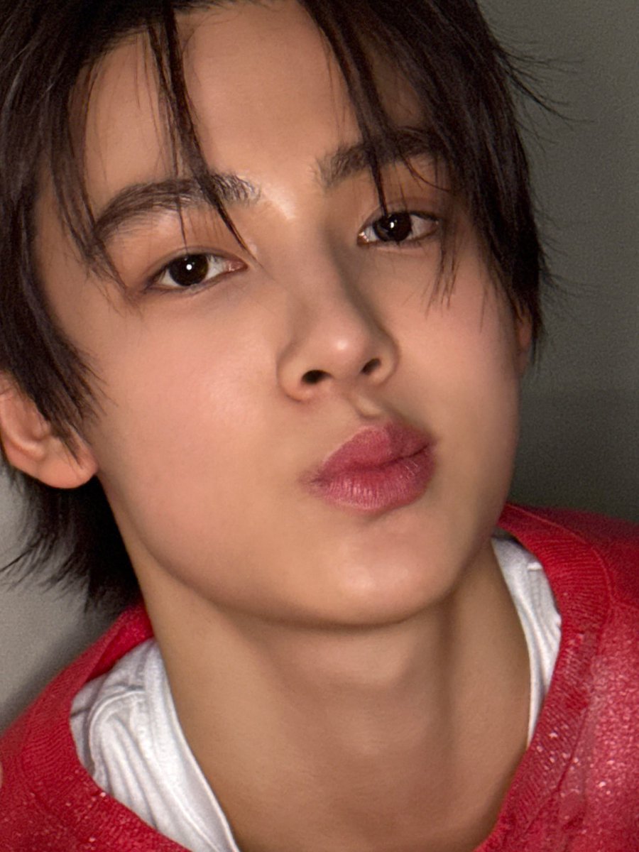 seonghyeonseonghyeon tweet media