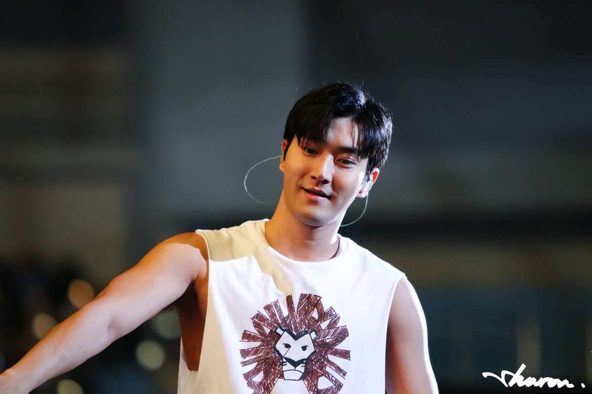 Happy Birthday, <a href="/siwonchoi/">Siwon Choi</a> ! Wish you have a blast and happy day. 🎂🍾🎉

PS: Pls have this hairstyle for encore! 

#HAPPYSIWONDAY 
#siwon