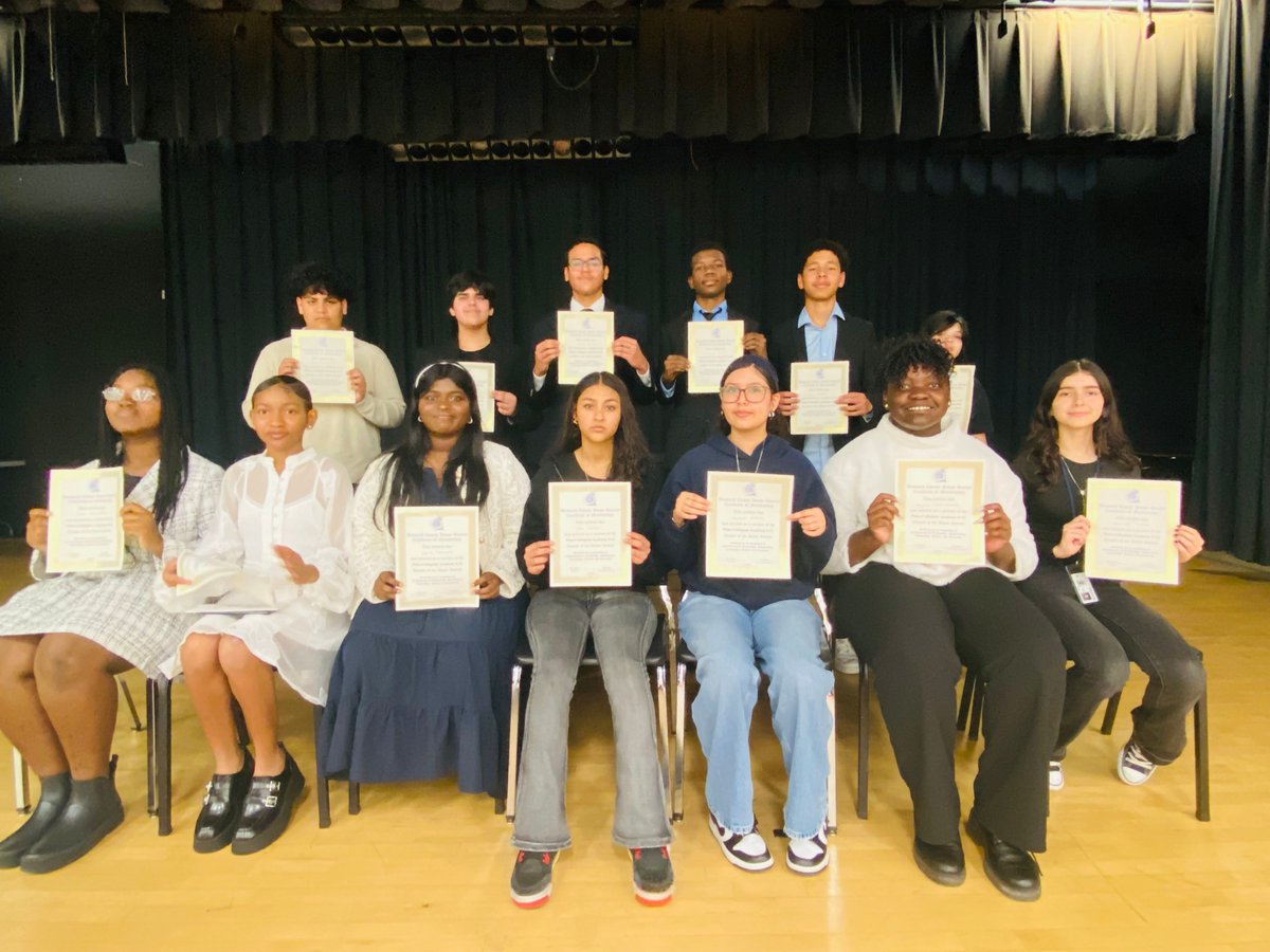 Pines Collegiate Academy 6-12 tweet media