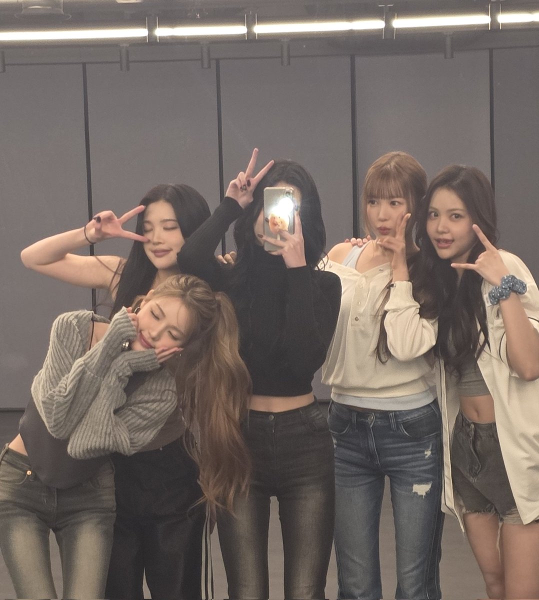 ʚïɞ 𝚆𝙴𝚅𝙴𝚁𝚂𝙴 𝚄𝙿𝙳𝙰𝚃𝙴  - 𝙹𝚄𝚄𝙽👾
- ꒰ 260210 ꒱

무슨 연습했게~

#JUUN #Hearts2Hearts 
#주은 #하츠투하츠