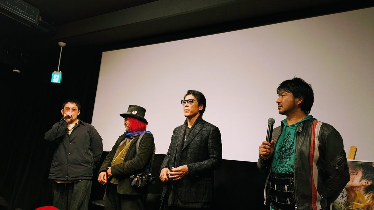 DKF3RxZ6uLE7kCJ's tweet image. 出演している俳優さんが
チャーミングだったなぁ
表情だったり台詞だったり
思わず笑ってた
ただ、ずっと力んで観てたな😅

アフタートークで撮影秘話が聞けるのは
やっぱり面白い
#映画 #DitO #ディト