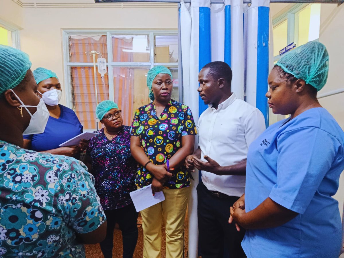 NEST360org's tweet photo. Warmth. Closeness. Care.
Immediate #KangarooMotherCare (iKMC) is helping small & sick newborns survive across #Kenya🇰🇪. Last week, teams from 8 hospitals learned directly from the pioneer #iKMC site in Kakamega to expand this life-saving care.
#KMC #NewbornHealth #NewbornCare https://t.co/2XmGulMs3P