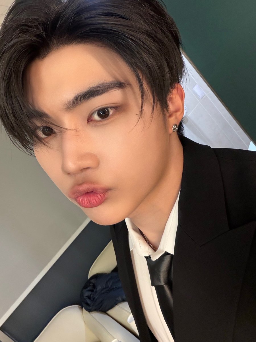 260210 🧸📷 [10:39pm kst]