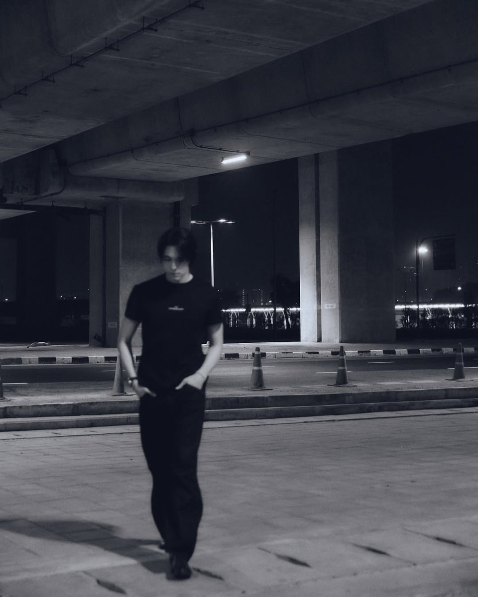 𝗇𝖺𝗇𝗂 tweet media