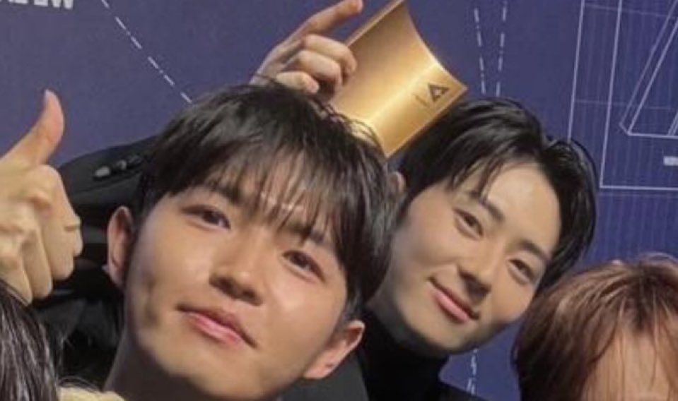 อ้ายบ่อยากเชื่อสายตา ว่าภาพตรงหน้าสิเป็นความจริง