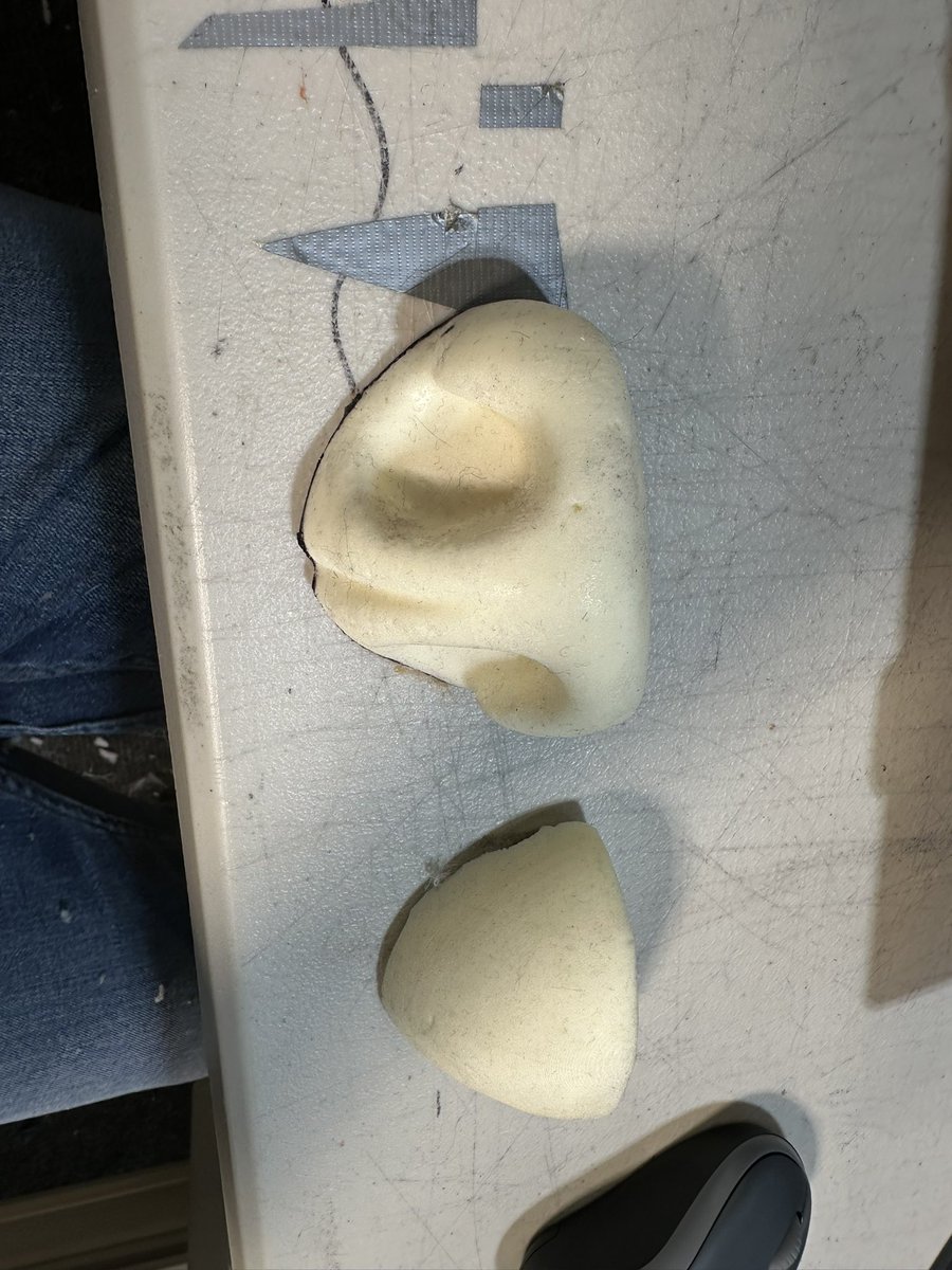 Rum Wolf tweet media