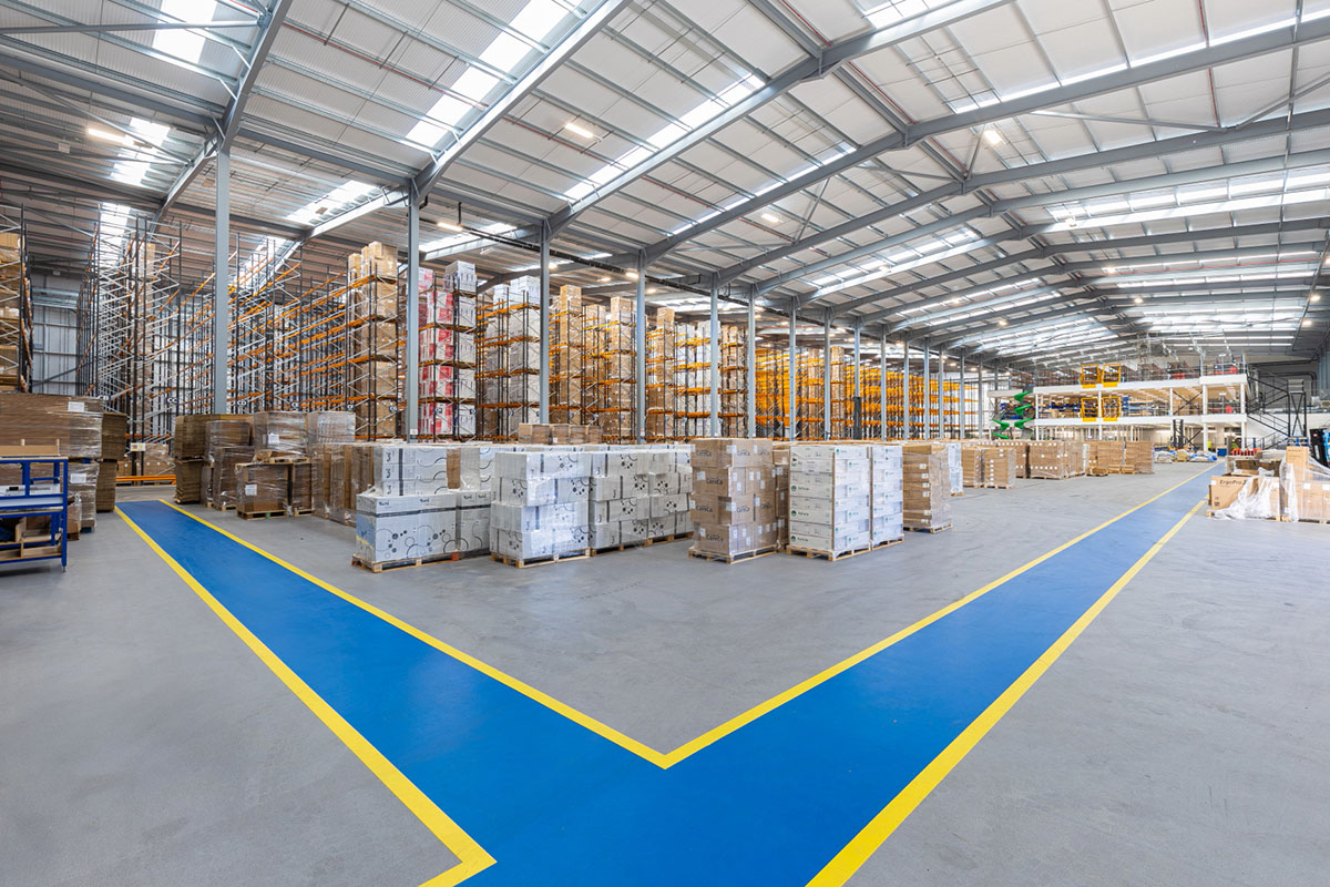 Inside a large-scale warehouse built for efficiency 📦
Take a closer look at how smart storage systems transform space, workflow, and performance.
 👉 Read the full project: avantauk.com/large-warehous…