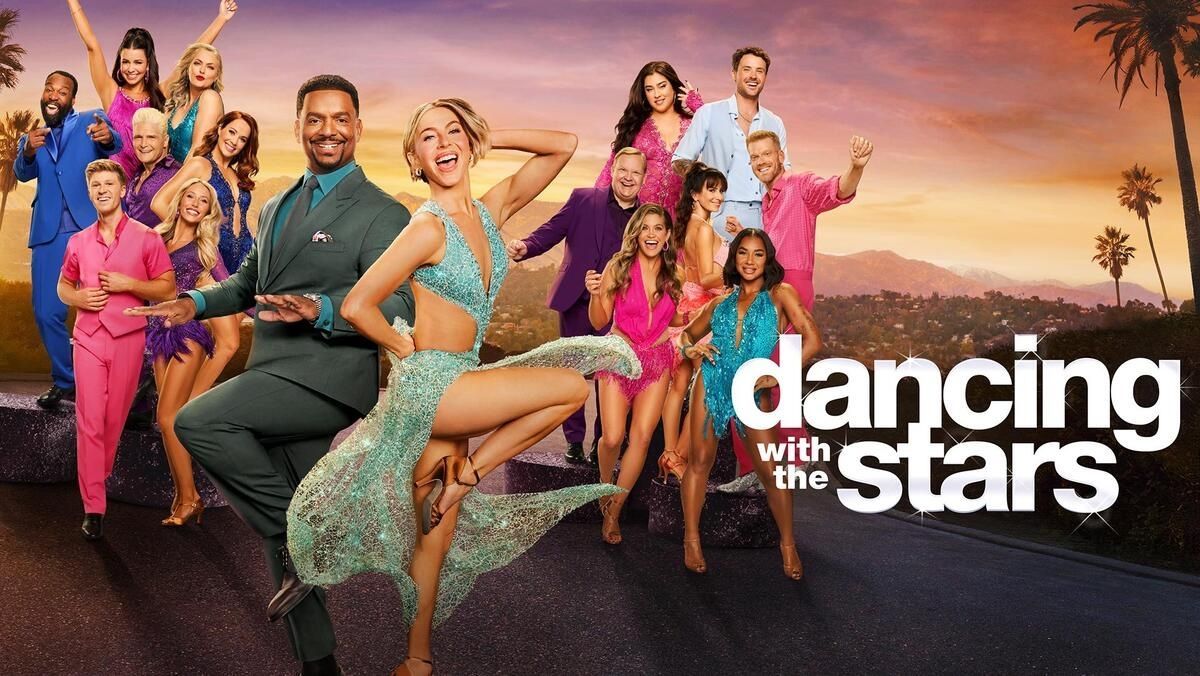 glittermagazine's tweet photo. ‘Dancing With the Stars’ announces ‘Dancing With the Stars Con 2026,’ a three-day fan experience featuring live performances, panels, photo experiences, and exhibits. 🪩

Tickets on sale February 14. 

#DWTS #DWTSCon https://t.co/ZP4X1AwAW0