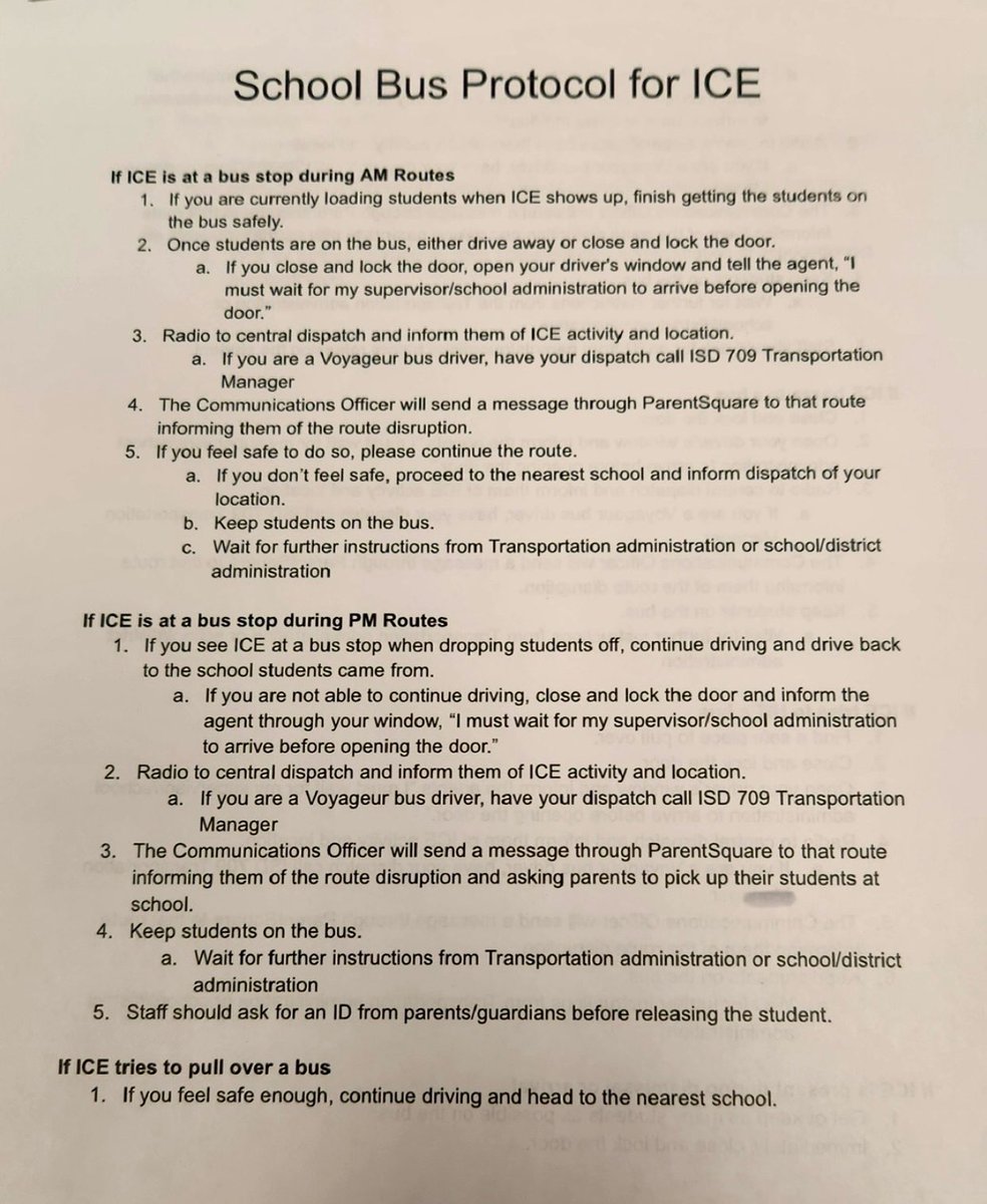 Liz Collin tweet media