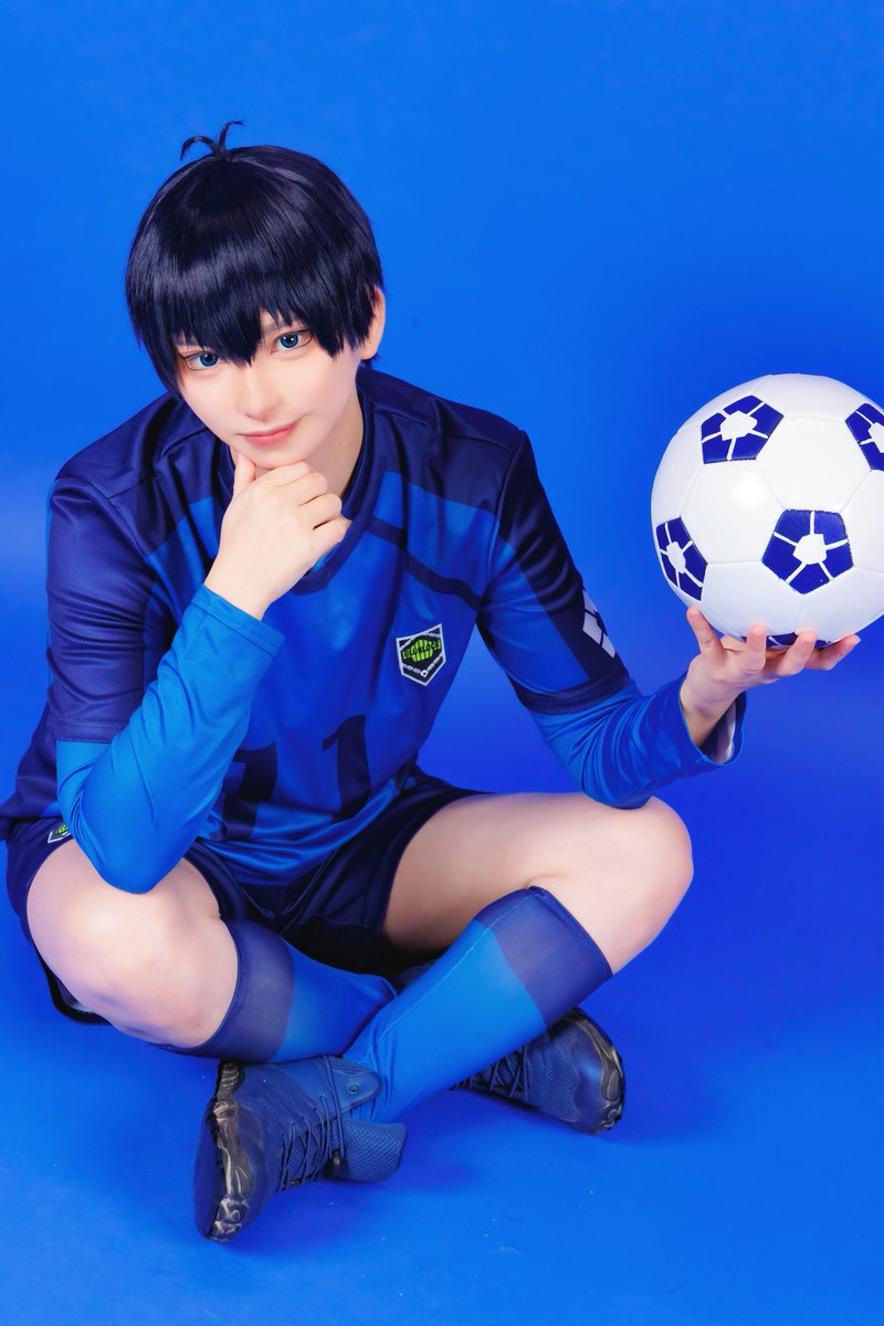 【cos bll🟦⛓️】

 ⚽️team BLUELOCK №11.潔世一

Photo by <a href="/great_rice/">コシヒカル🌸</a>