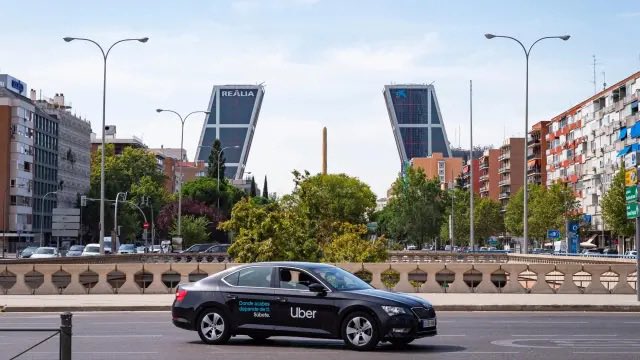 Mau_Albornoz's tweet image. ⭕️ Uber anuncia que lanzará coches autónomos en España:
- “En 2026 lanzaremos vehículos autónomos en España. Desde Uber creemos que el futuro es una movilidad autónoma”, confirma Felipe Fernández, director Uber España y Portugal