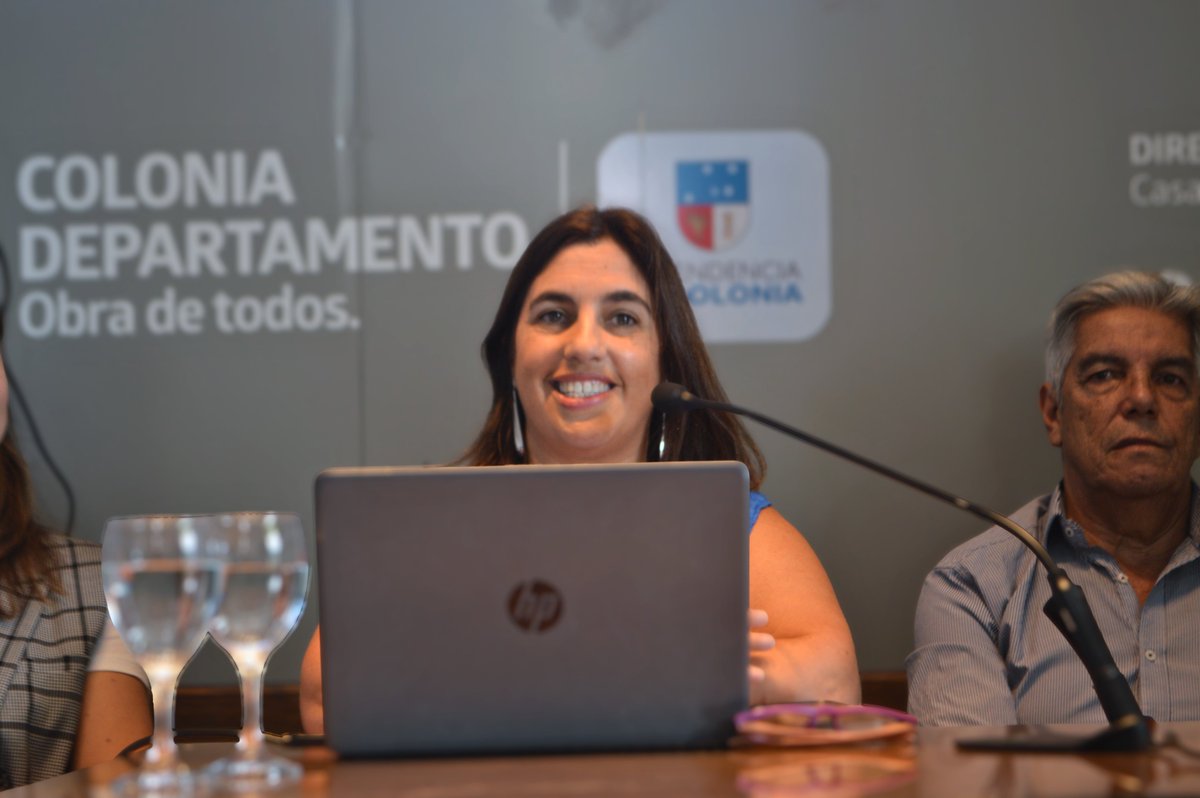 MTSSuy's tweet photo. 🔵En Colonia se presentó el Compromiso por la vida, la Seguridad y la Salud en el Trabajo, impulsado desde la Inspección General del Trabajo y la Seguridad Social.
#CompromisoPorLaVida
🧵(1/5). https://t.co/9ALxT9yGGb
