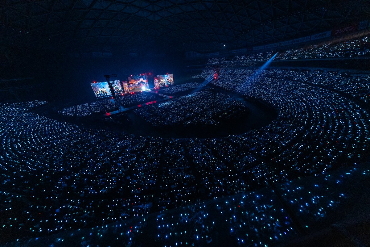 TXTChartData's tweet image. According to Real Sound, @TXT_members World Tour "ACT: TOMORROW" in Japan sold over 372,000 tickets so far. 

BELLUNA DOME — 80,000 (2 Shows)
VANTELIN DOME NAGOYA, MIZUHO PayPay Dome FUKUOKA — 182,000 (4) 
TOKYO DOME — 110,000 (2)