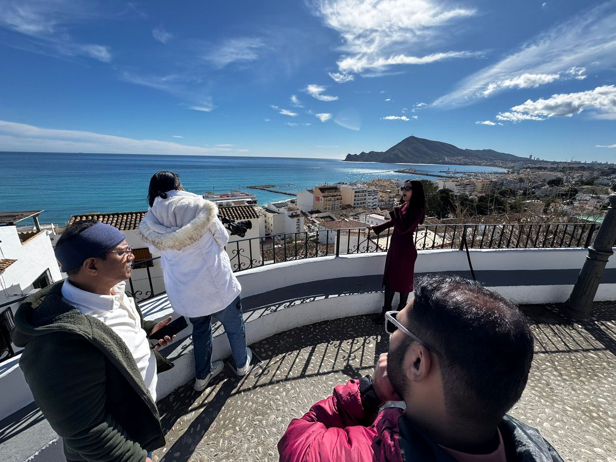 GVAturisme's tweet photo. 🎥🎬La @c_valenciana: escenario de películas de #Bollywood.
🌅#PressTrip Un grupo de televisión indio ha visitado las localizaciones de películas rodadas en #Valencia, #Sagunto, #Altea, #Benidorm y #Villajoyosa. https://t.co/dGMBV4B0cM