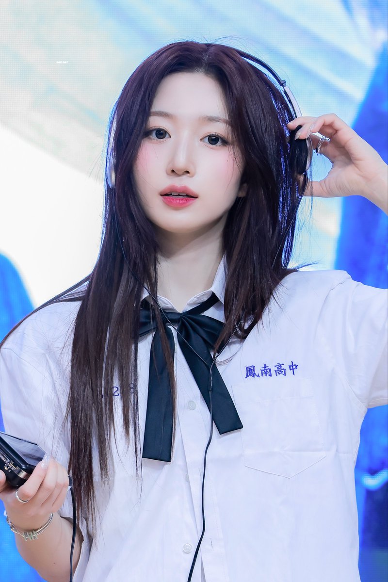 250330 HQ
#NMIXX #엔믹스 
#해원 #HAEWON