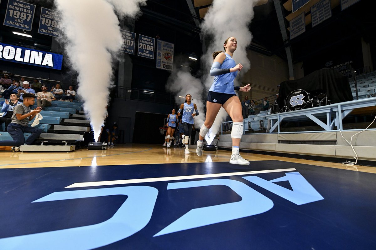 Carolina Volleyball tweet media