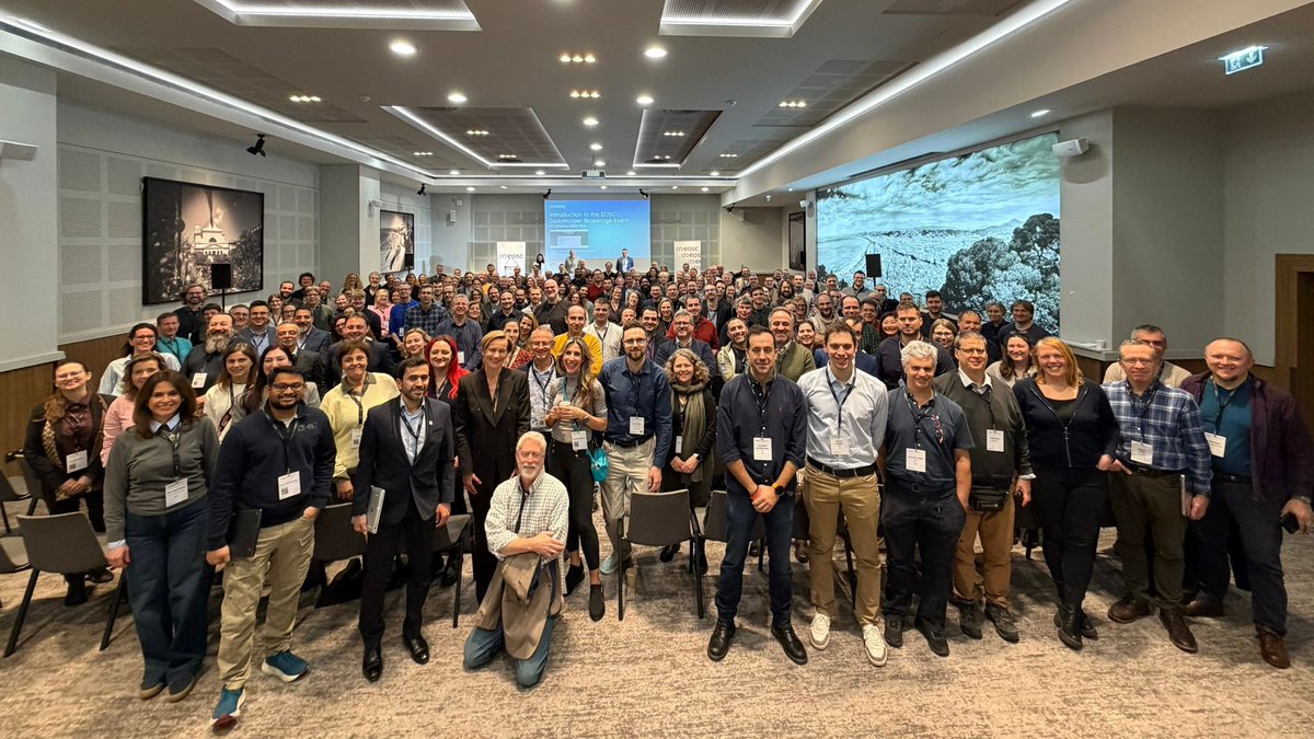 OpenAIRE_eu's tweet image. During an inspiring week at the #EOSCWinterSchool2026, the #EOSCEUNode team connected with the community to better understand &amp;amp; address the #EOSC Federation’s practical needs.
Discussions at the Brokerage Event and Competences track revealed strong interest in practical guidance