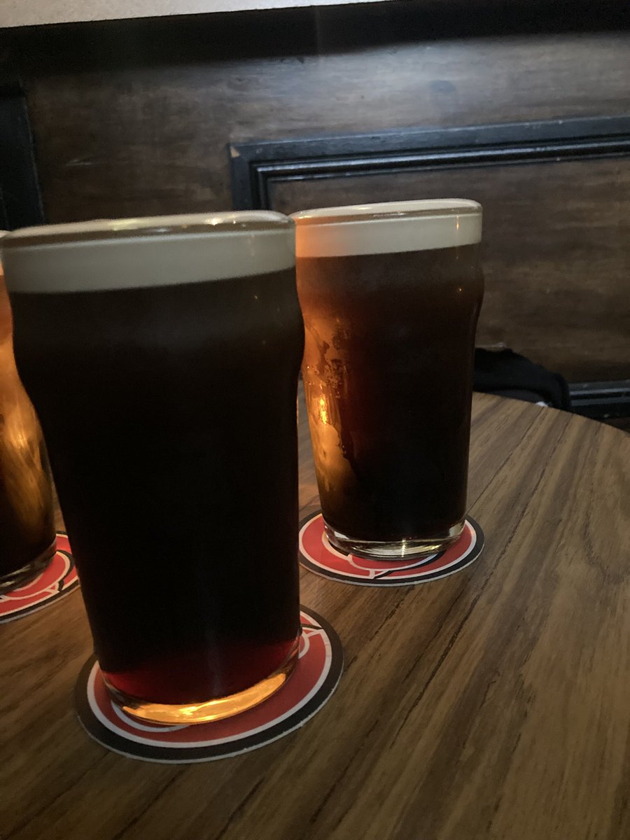 GerardC1910's tweet photo. Last pint of the good stuff before heading back stateside! https://t.co/g0q6ZJY0sj