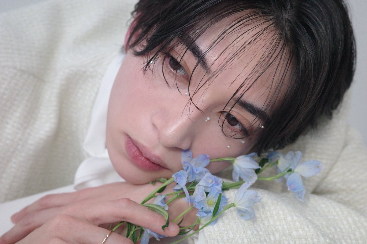 yutaka_lvls's tweet photo. かっこよすぎて画面割れてない？🦋💎🧊 https://t.co/Ol8M7Rqaav