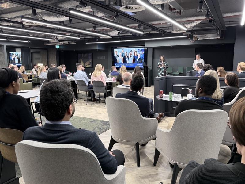_F_L_A's tweet photo. This afternoon’s Future Leaders Masterclass, focused on helping newer industry colleagues build confidence in networking and take a more intentional approach to their career progression.

A great lead-in to the #FLAAnnualDinner this evening. https://t.co/mMWAvJyR3L